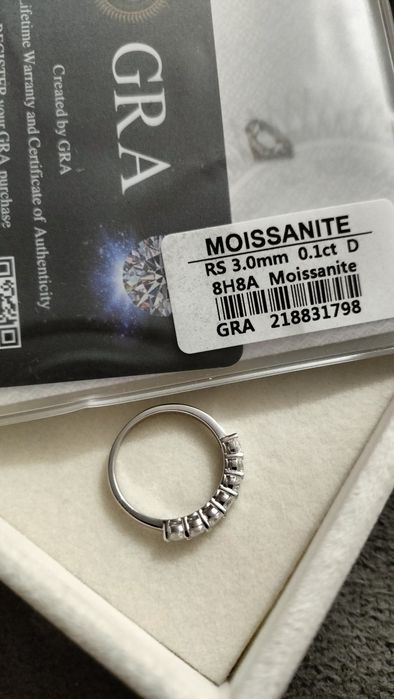 Nowy zestaw biżuterii z moissanitami GRA