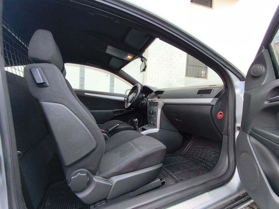 OPEL ASTRA GTC 1.3 cdti
