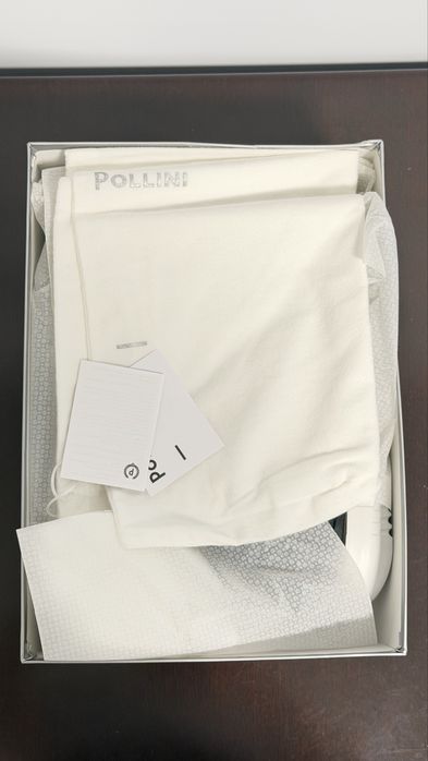 Продаж взуття Pollini Італія Оригінал