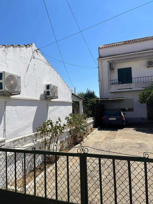 VENDE-SE moradia em Evora