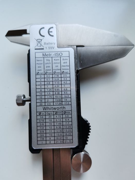 Электронный цифровой штангенциркуль 150 мм, с глубиномером