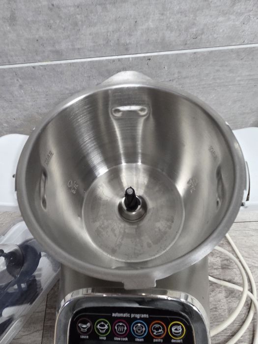 Robot kuchenny Tefal FE800 Couisine Companion

Robot kuchenny używany,