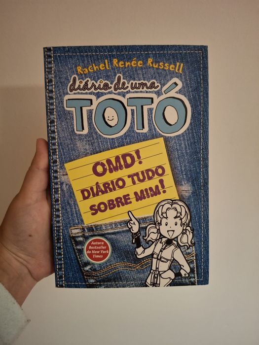 Livro "Diário de uma totó - OMD! Diário tudo sobre mim"