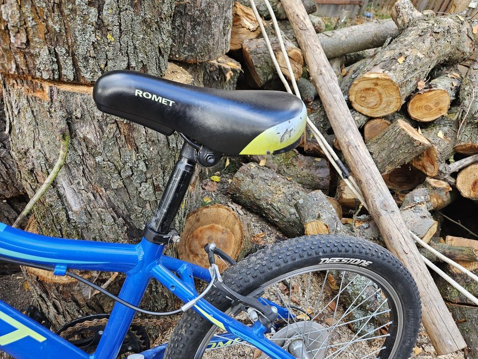 Rower romet niebieski