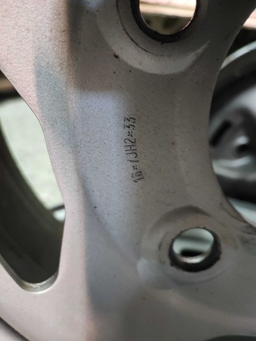 4 jantes semi novas da Land rover