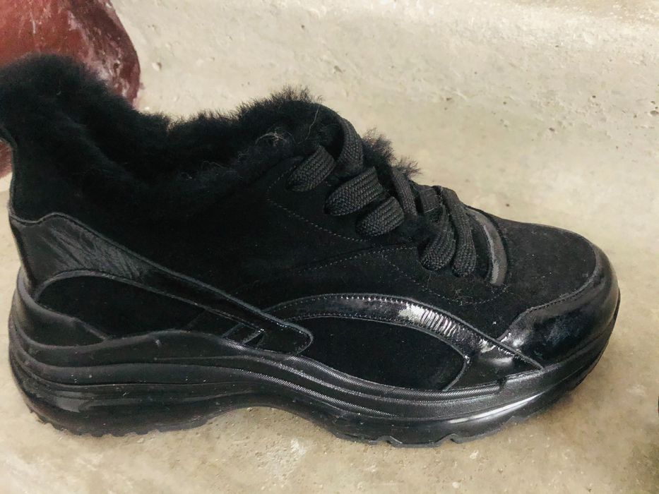 Ботинки женские тёплые 40-41 новые