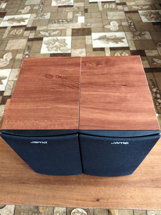 Продам полочную акустическую систему Jamo S622 DARK-APPLE (В ИДЕАЛЕ!)