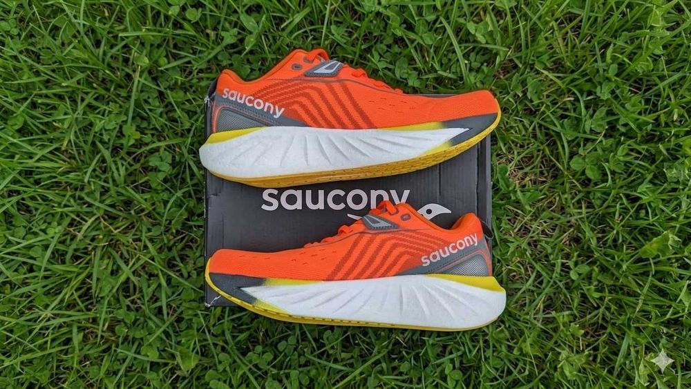 Saucony TRIUMPH 22, 39 кросівки для бігу,