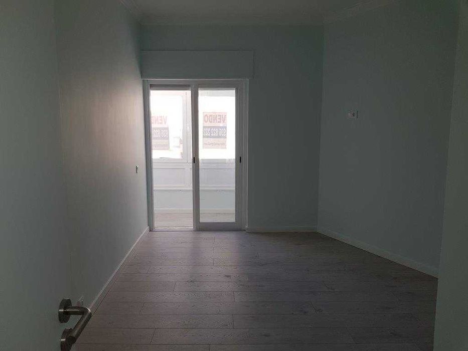 Apartamento T2+1 Amadora