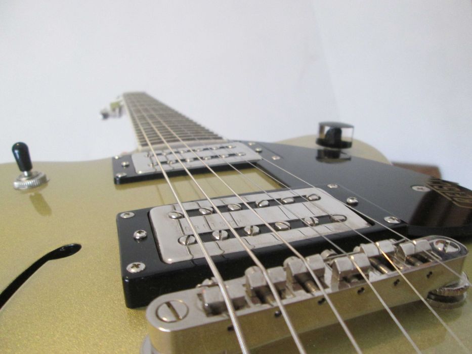 Construção-Calibração-Restauro-Customização de Instrumentos Musicais