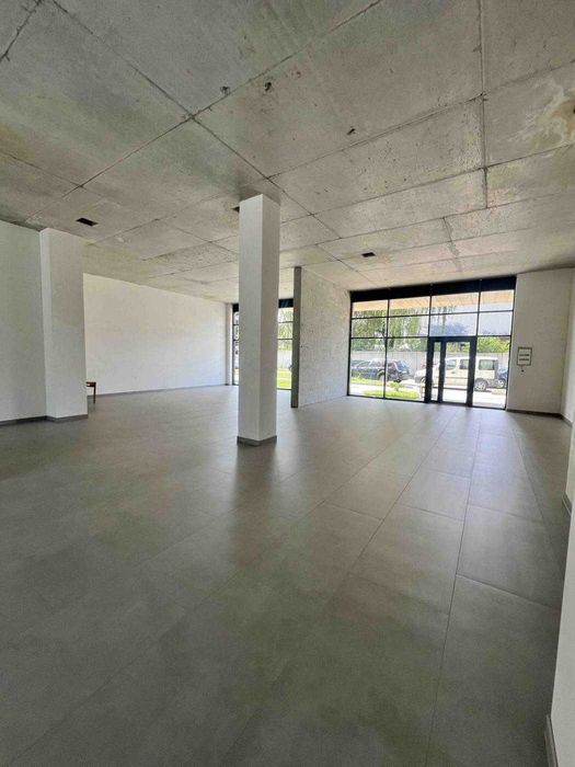 Оренда комерційного приміщення з ремонтом, вулиця Стрийська