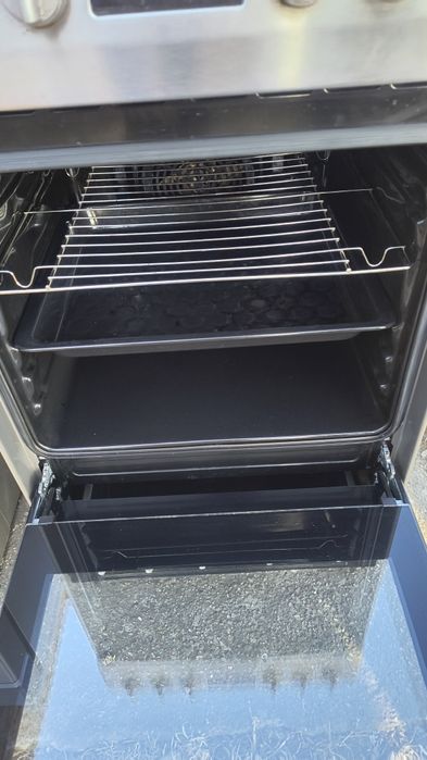 Kuchenka gazowo-elektryczna