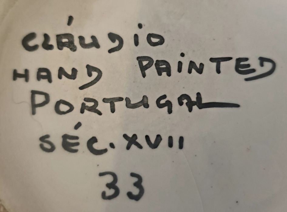 Jarro antigo pintado à mão