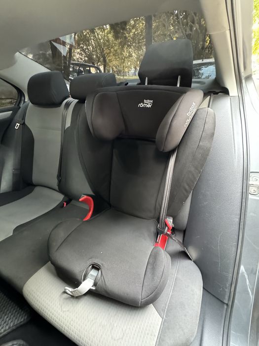 Автокрісло Britax-Romer Kid II