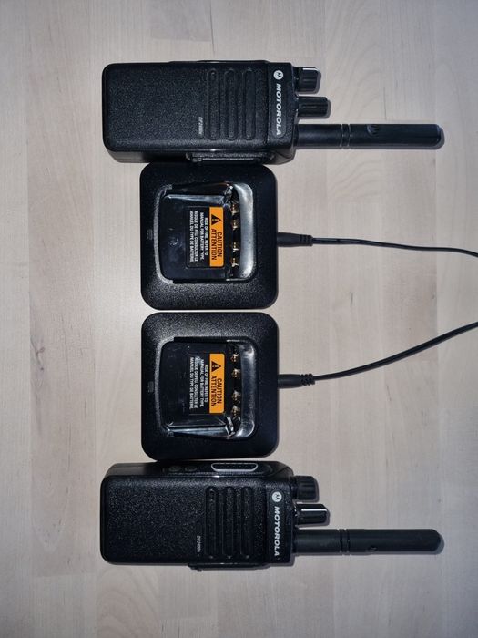 Motorola DP2400E
