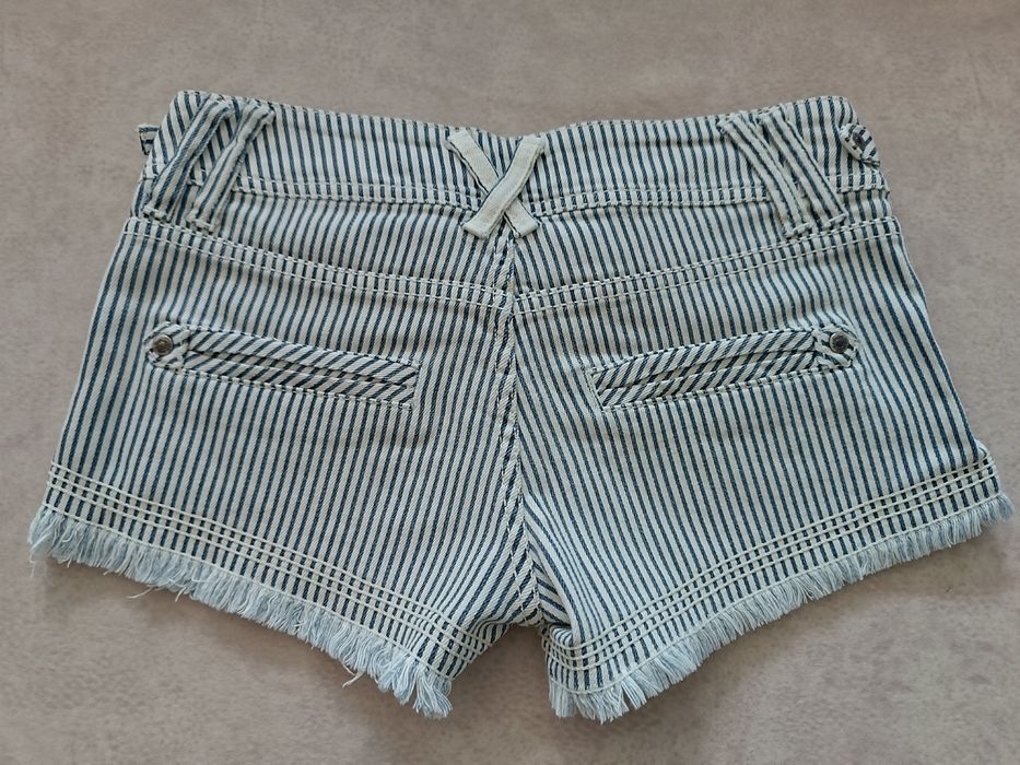 Calção curto Bershka