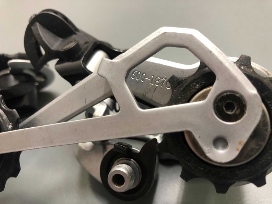 Desviadores SRAM e Deore XT