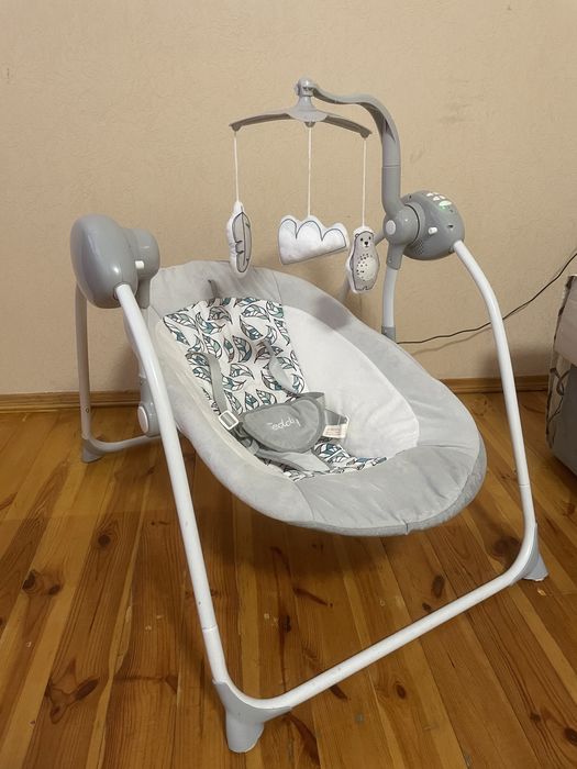 Дитячий шезлонг, заколисуючий центр El Camino Teddy ME 1075