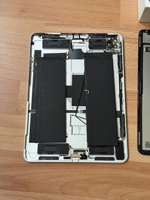iPad Pro 11 2020 Silver Запчасти