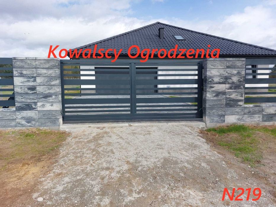 Ogrodzenie frontowe, palisadowe Bramy Ogrodzenia Metalowe  MONTAŻ