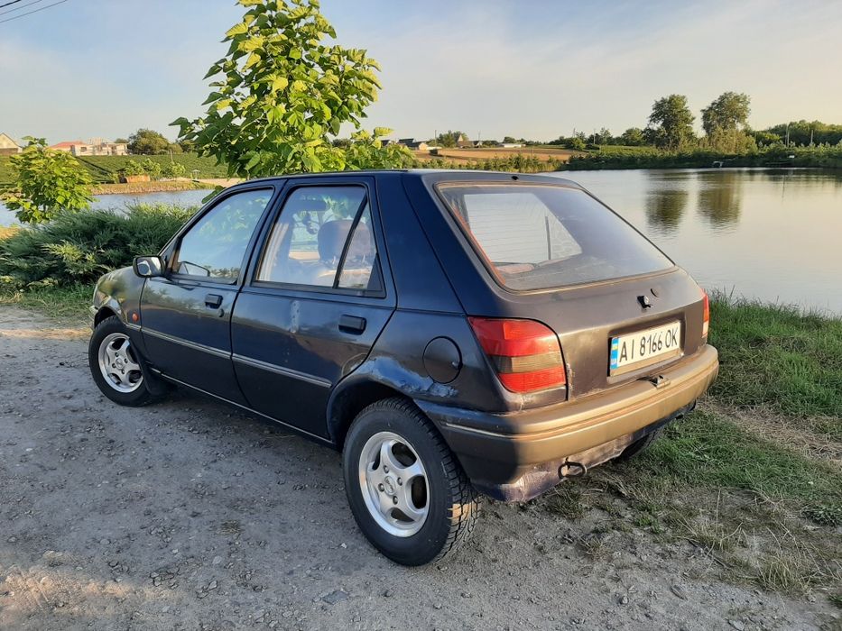 Продам ford fiesta mk3 бензин
