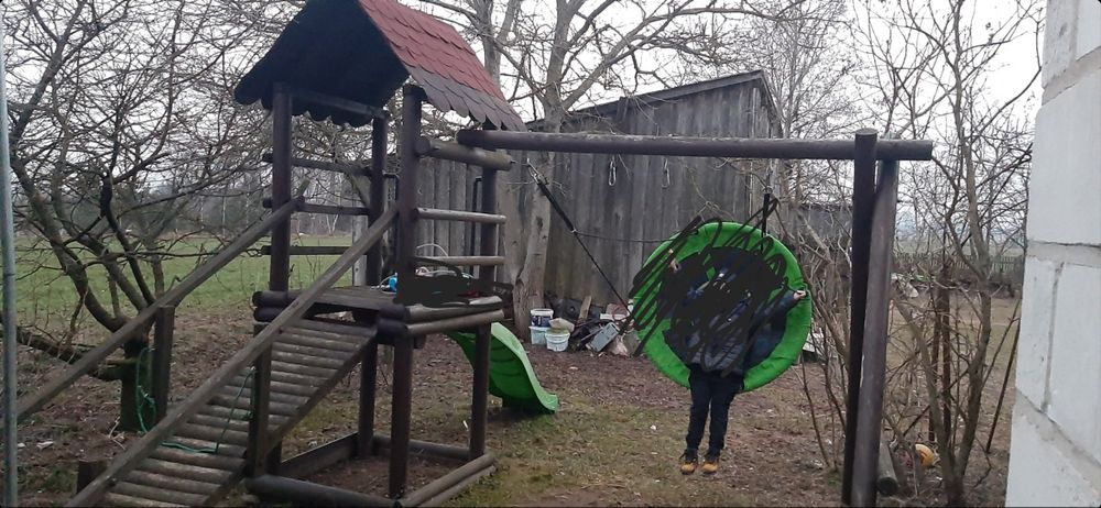 Domek dla dzieci plac zabaw