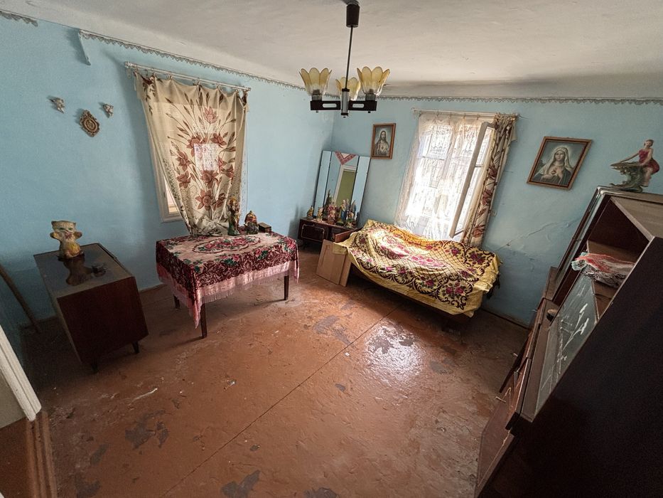 Продається ділянка 20сот. Будинок 51.7м. с.Майдан.Комунікації.Колодязь