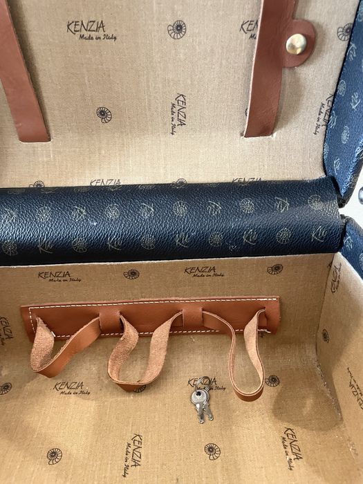 Necessaire Marca Italiana, Acabamentos Premium