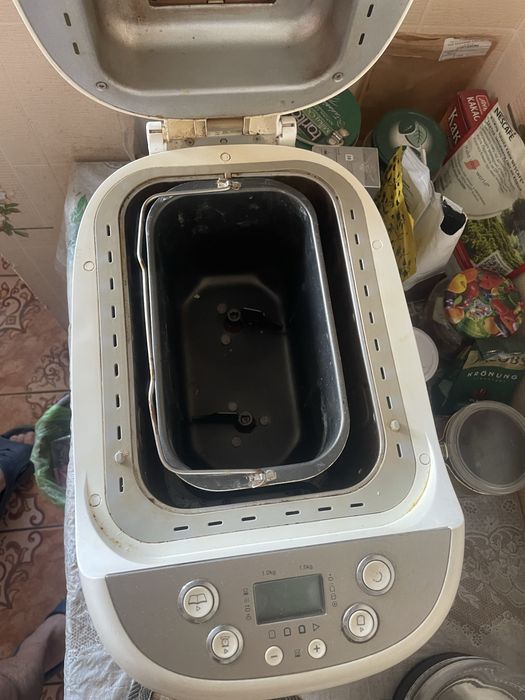 Продам Хлібопіч Kenwood BM900