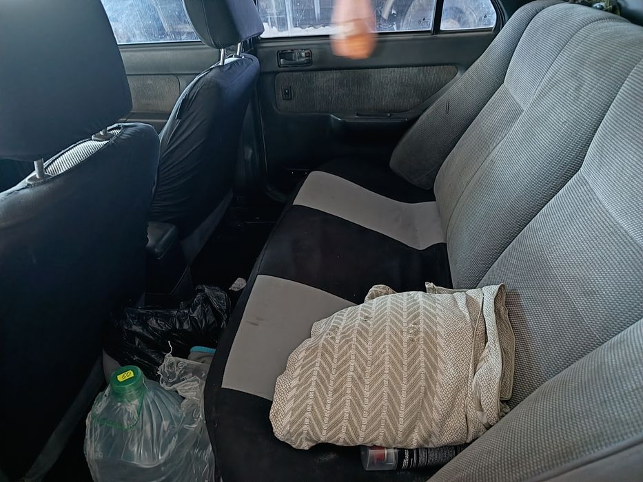 HYUNDAI LANTRA 1993 VIN KMHJF31JPPU448392 фото оголошення 3 з 12