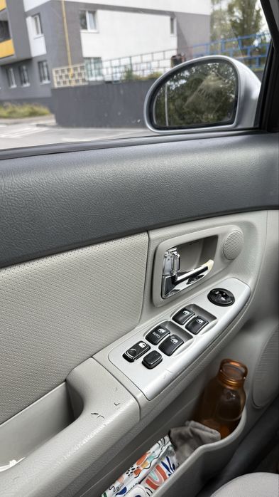 Kia cerato 2009 -автомат, газ