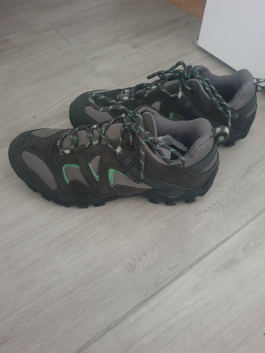 Buty firmy Mountain
