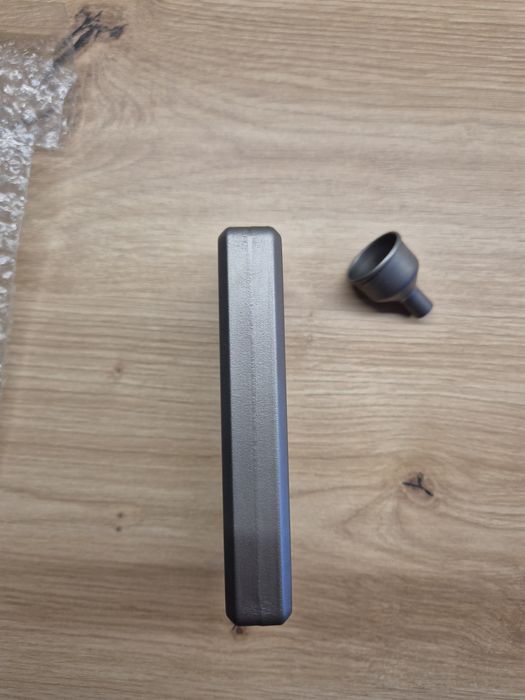 Piersiówka tytanowa titanium Keith