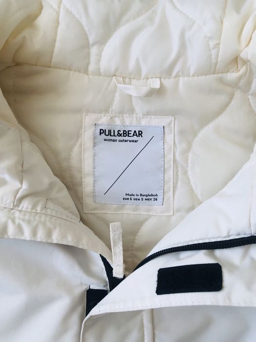 Утеплена жіноча куртка  pull and bear