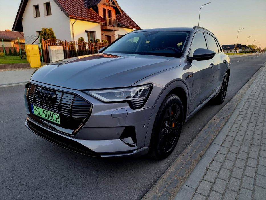 Audi e-tron