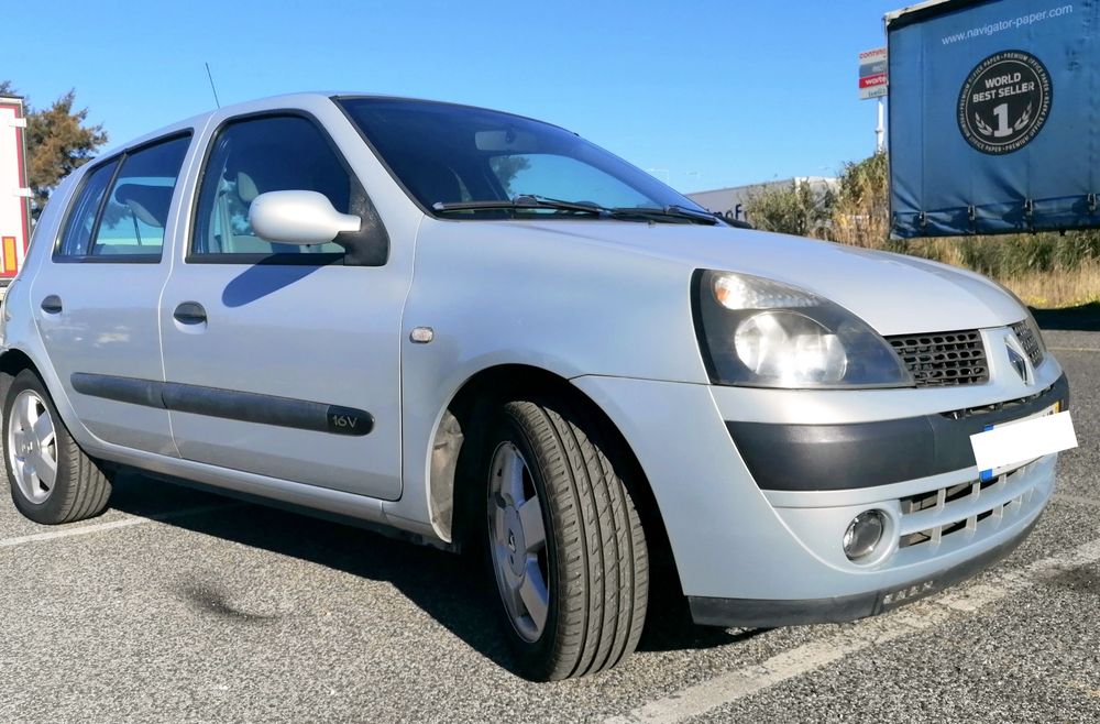 Renault Clio 1.2 16V C/ Ar condicionado