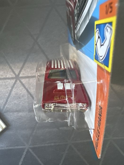 Машинка Hot Wheels