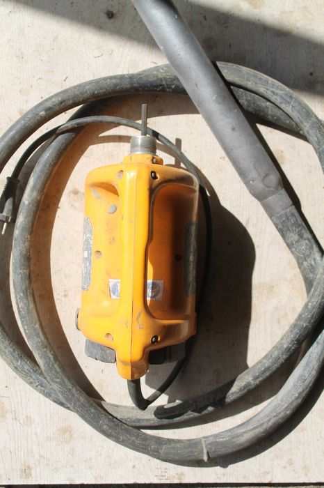 Wibrator do betonu     czytać opis