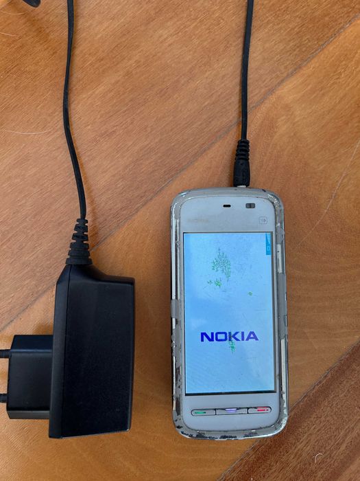 Telemovel Nokia a funcionar