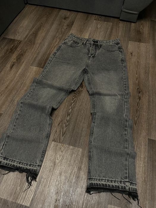 jeans Flared.