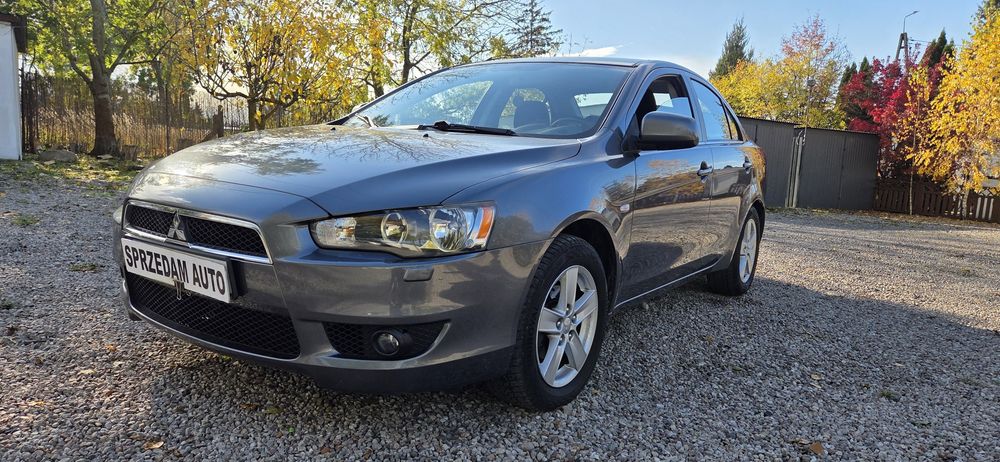Mitsubishi Lancer