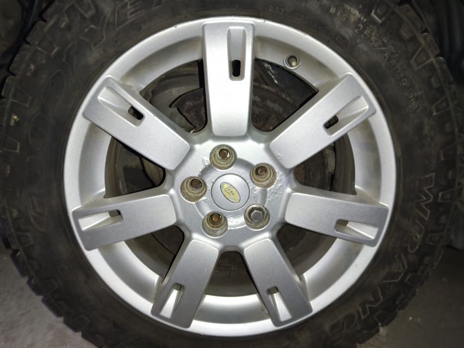 Jogo de 4 jantes 19" land rover discovery 3 com pneus a 60%