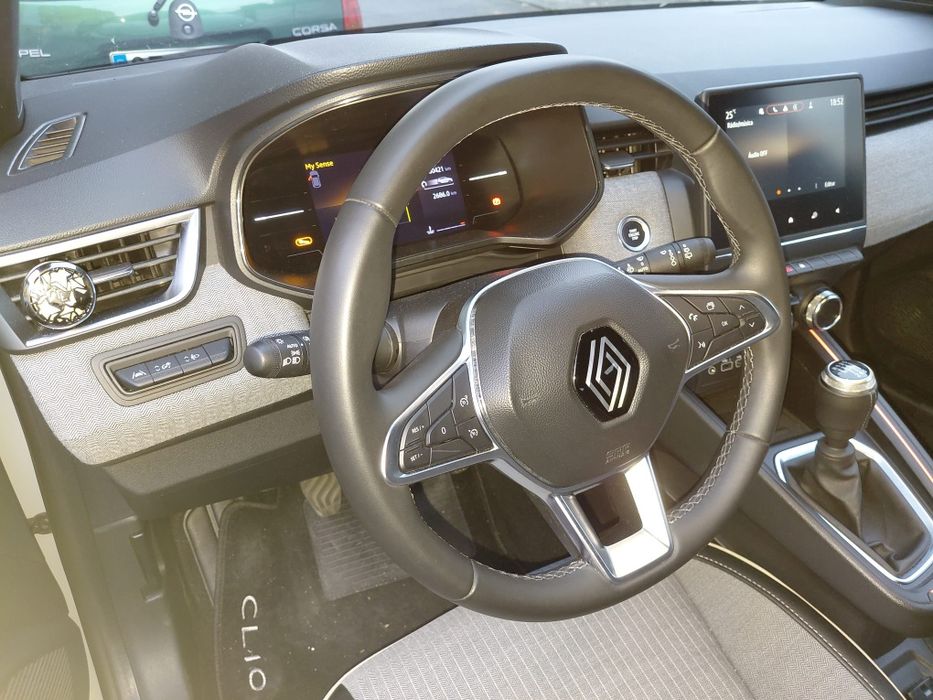 Renault Clio 1.0 Tce Evolution 2024 — photo 4
