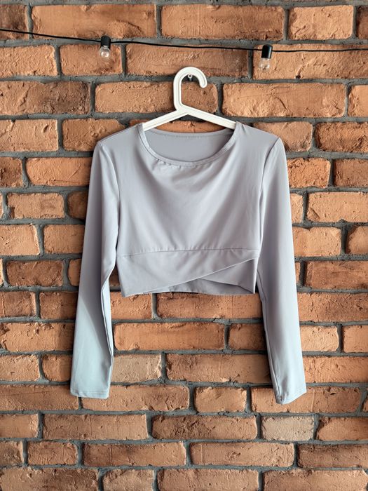 Sportowy Crop Top Longsleeve S M CRZ YOGA Butterluxe Kopertowy Przód Damski szary 36 38