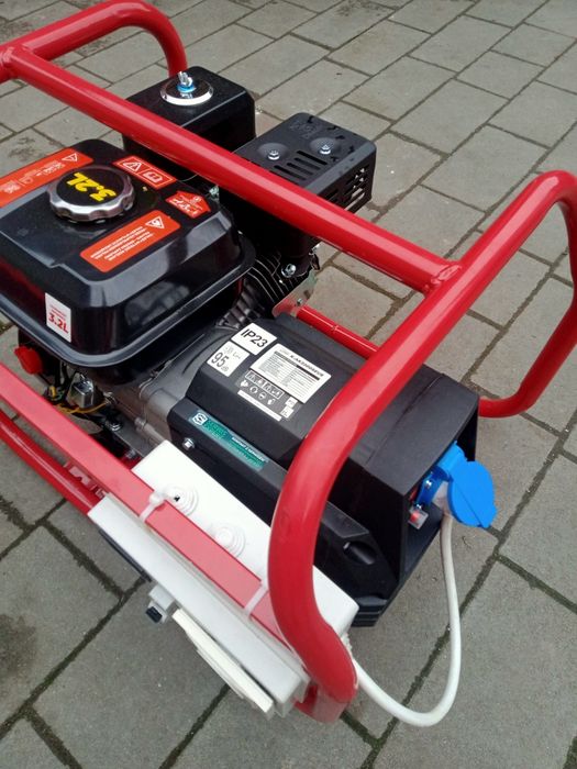 Генератор 2кв новий