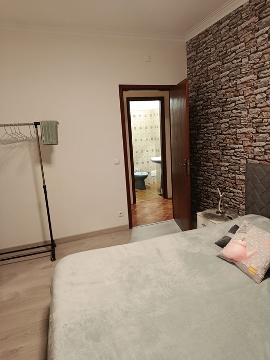 Alugo quarto em apartamento- Viseu