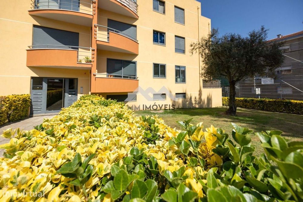 Apartamento T3 | Rio Tinto | Varandas | Condomínio Fechado | Jardim |