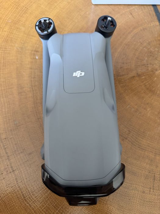 Drone Dji Air 3 RC2  Fly more Combo