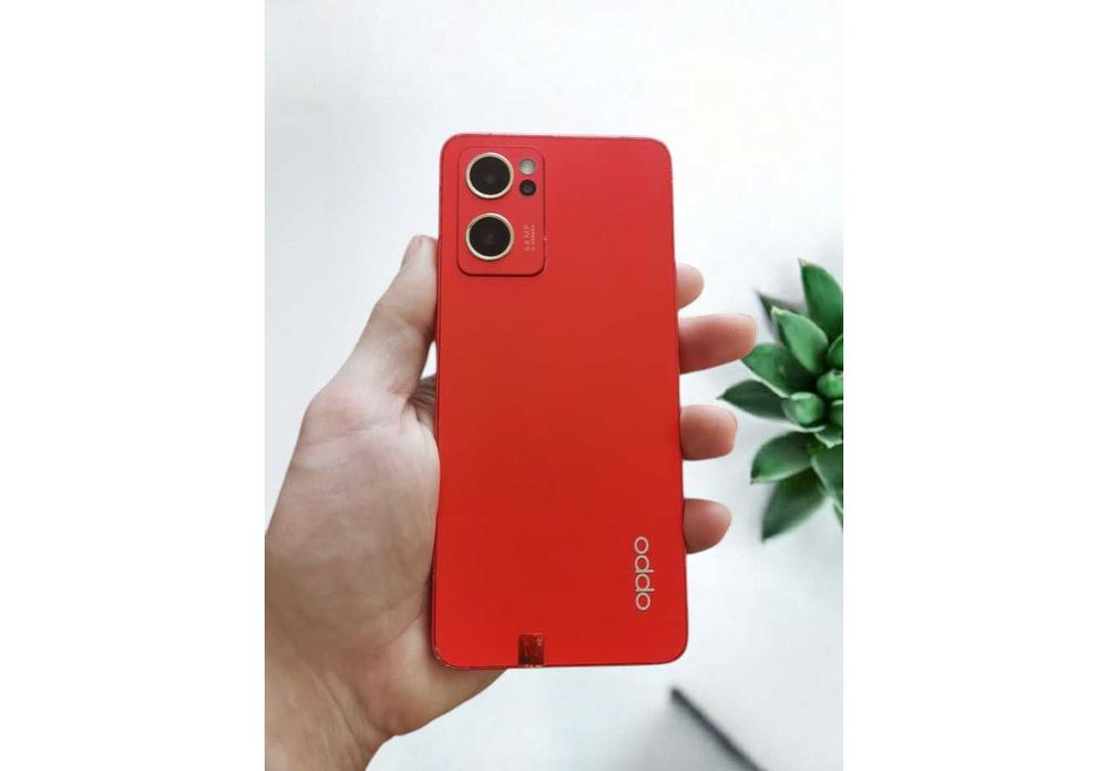Oppo Reno7 8-256 AMOLED оригінал з NFC стан акумулятора 85%