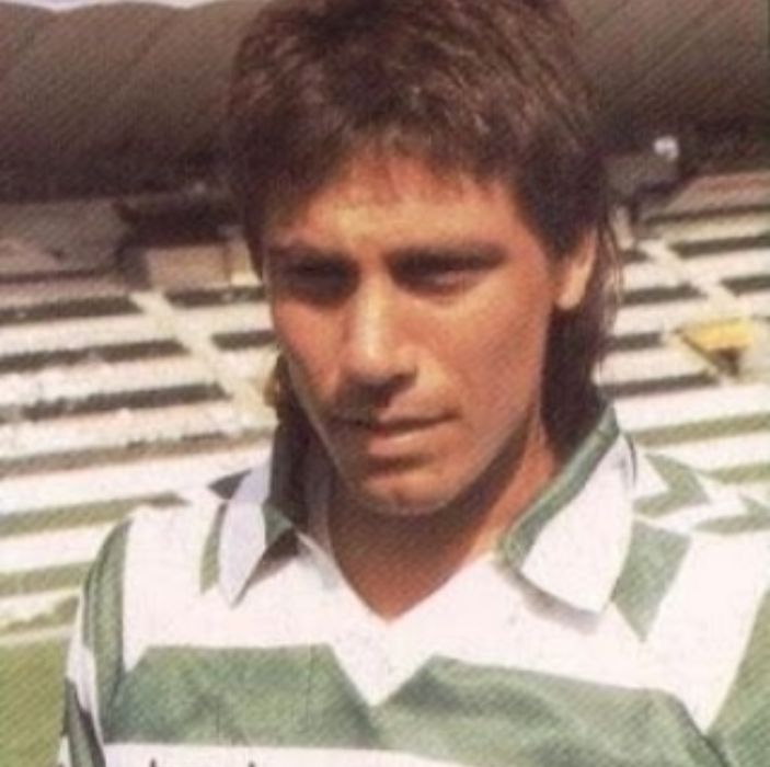 Camisola (match worn) utilizada pelo Brasileiro Douglas